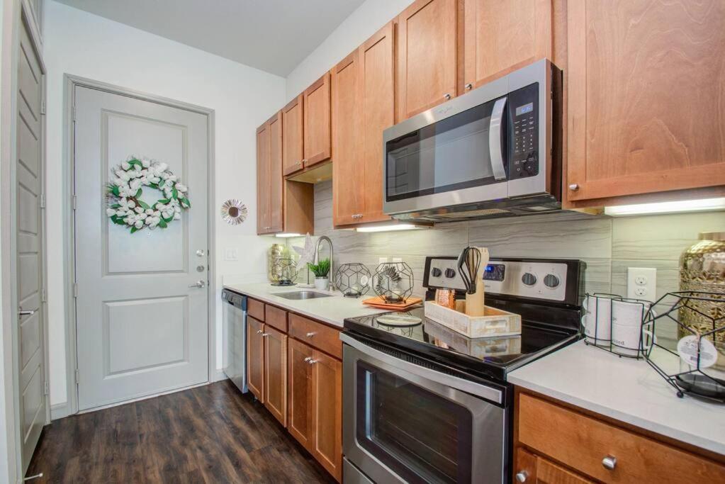 Best 5* Luxury Living Downtown Kingbed Suite Houston Exterior foto