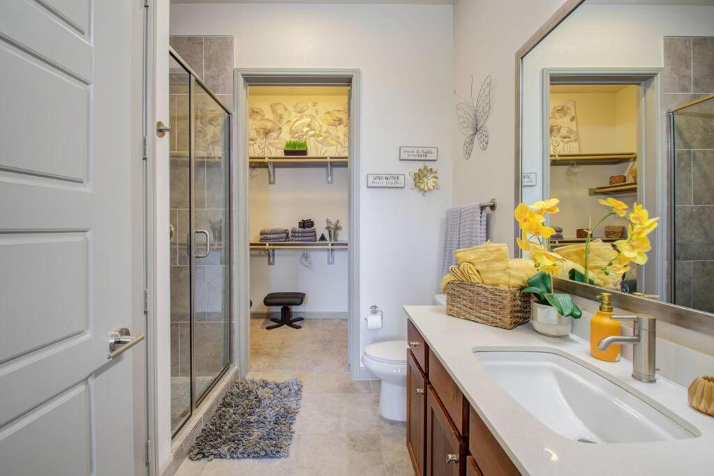 Best 5* Luxury Living Downtown Kingbed Suite Houston Exterior foto